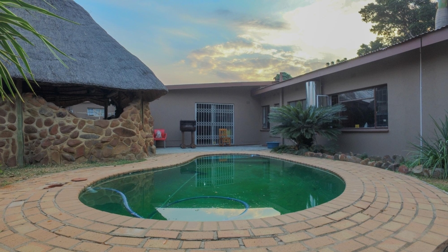4 Bedroom Property for Sale in Bodorp North West
